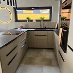 Apartmanica 5a, Private Wellness, Garage, Center Chalet
