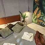 Apartmanica 5a, Private Wellness, Garage, Center Chalet *