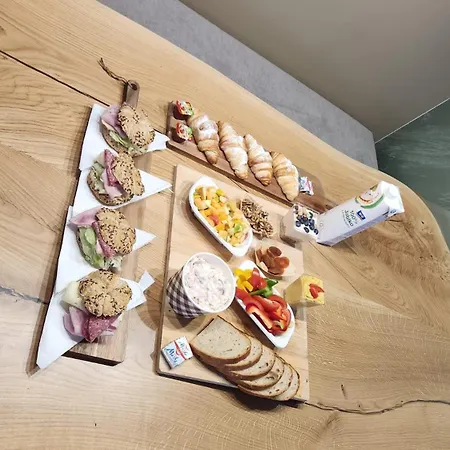 Apartmanica 5a, Private Wellness, Garage, Center Chalet *