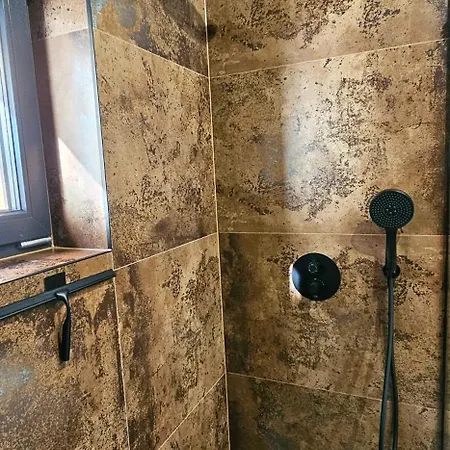 Apartmanica 5a, Private Wellness, Garage, Center Chalet Donovaly