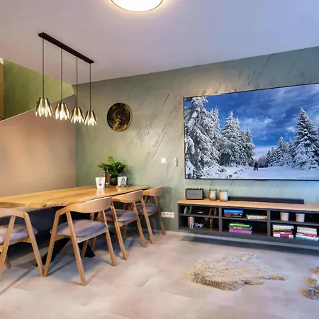 Apartmanica 5a, Private Wellness, Garage, Center