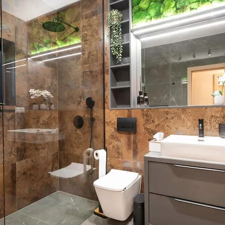 샬레 Apartmanica 5a, Private Wellness, Garage, Center 도노발리