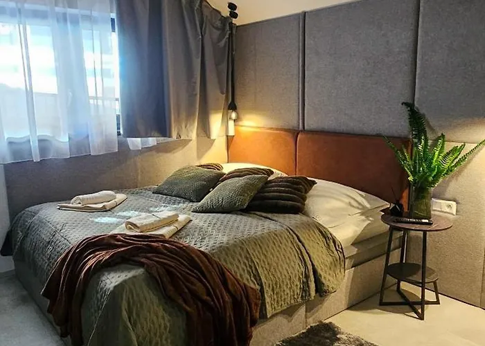 Alpehytte Apartmanica 5a, Private Wellness, Garage, Center