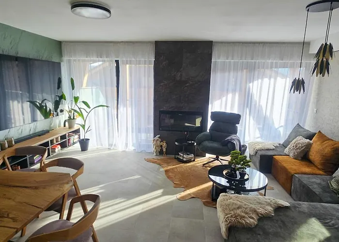 Alpehytte Apartmanica 5a, Private Wellness, Garage, Center