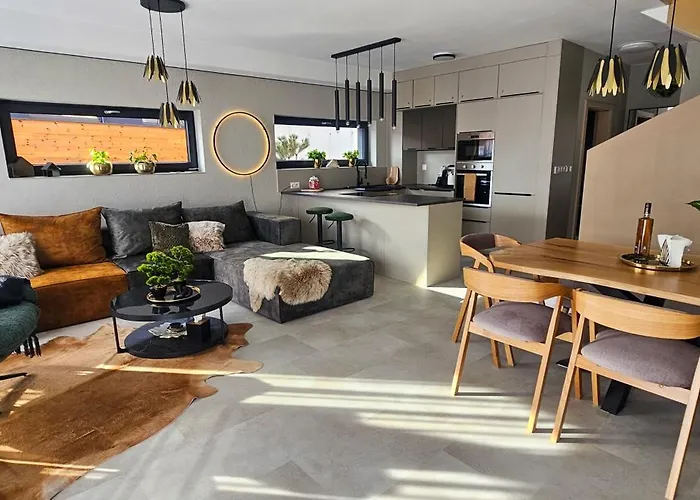 Apartmanica 5a, Private Wellness, Garage, Center *