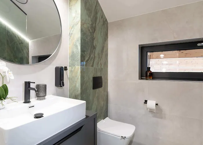 Apartmanica 5a, Private Wellness, Garage, Center *