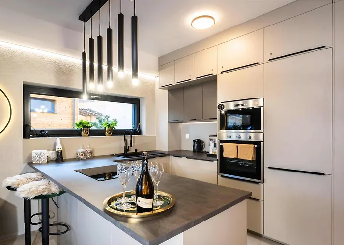 Alpehytte Apartmanica 5a, Private Wellness, Garage, Center Donovaly